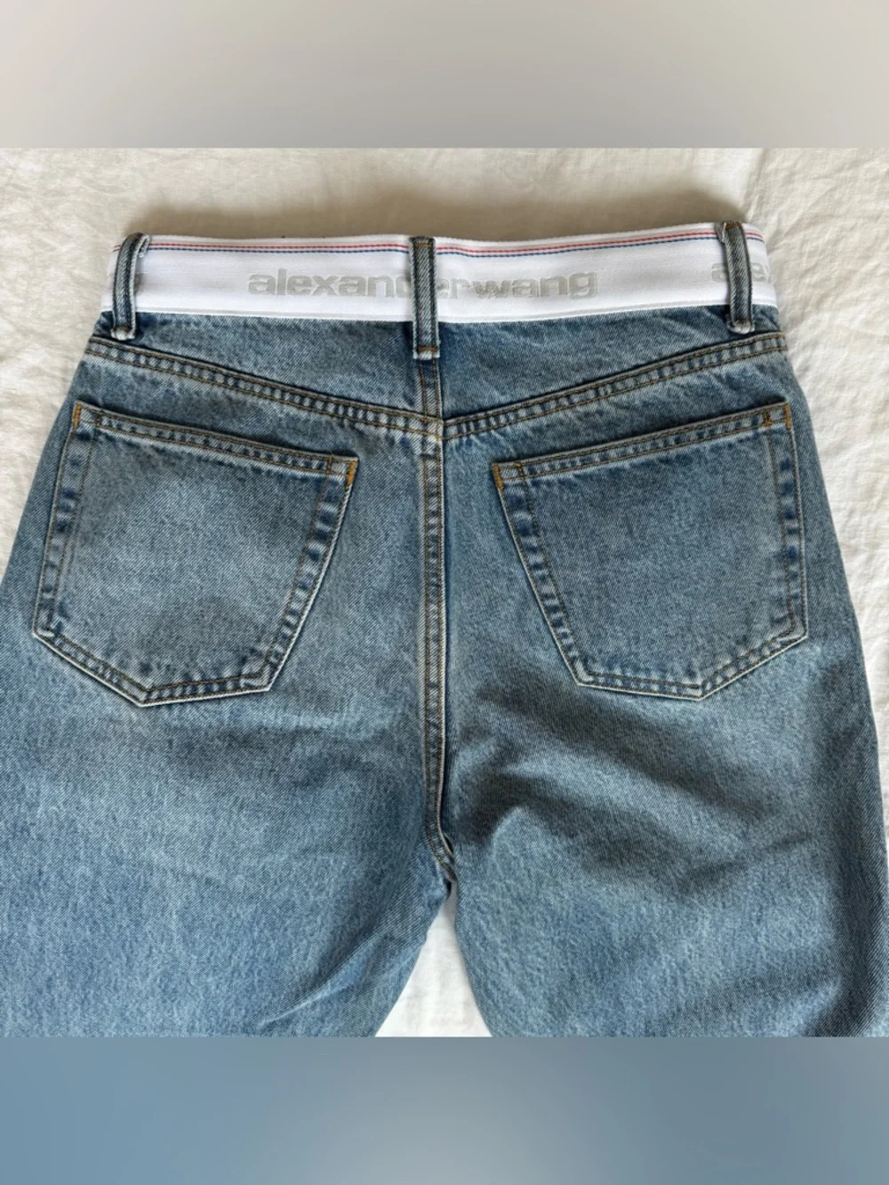 Alexander Wang Logo Mid Rise Relaxed Straight Jean Light Indigo - size 26 - Picture 5 of 6